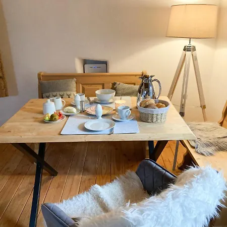 Pearls - Stilvolle Wohnung Zwischen Dem Schwarzwald & Der Schweiz Stuhlingen Exterior foto